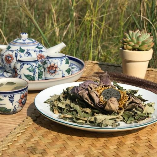 Uống Trà Sen Có Tác Dụng Gì? Lưu Ý Khi Uống Trà Sen