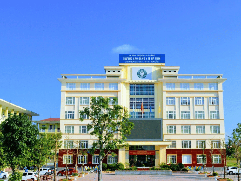 Lịch sử phát triển của trường