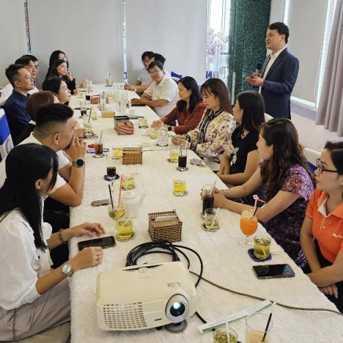 Các Doanh Nhân Thành Đạt Chia Sẻ Với Doanh Nhân Trẻ An Giang Về Cơ Hội Kinh Doanh