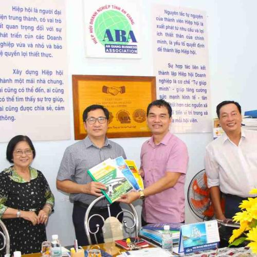 Tập Huấn Chuyển Đổi Số, AI Chatbot Hỗ Trợ Tư Vấn Chuyển Đổi Số Cho Doanh Nghiệp An Giang