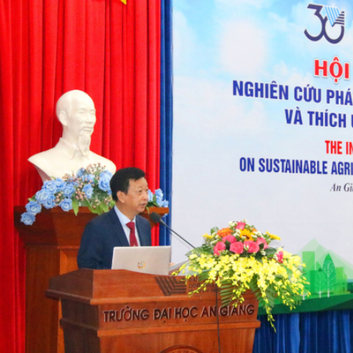 Hội Thảo Quốc Tế “Nghiên Cứu Phát Triển Nông Nghiệp Bền Vững Và Thích Ứng Với Biến Đổi Khí Hậu”