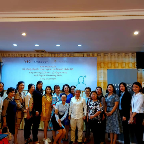 Tập Huấn Kỹ Năng Tiếp Thị Trực Tuyến Cho Doanh Nhân Nữ Tại An Giang