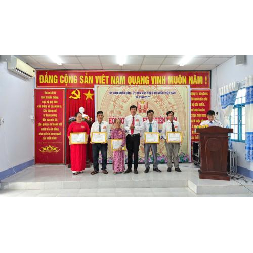 HỘI NGHỊ ĐIỂN HÌNH TIÊN TIẾN GIAI ĐOẠN 2025-2030