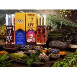 Dầu Xoa Bóp Thảo Dược UT (nóng) - Phương Thuộc Gia Truyền - Chai 50ml