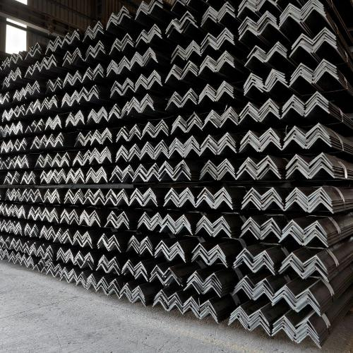 Doanh Nghiệp Thép Việt Vươn Ra Thế Giới: Niềm Tự Hào Công Nghiệp Nặng